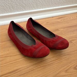Stuart Weitzman Giveable Flats in Scarlet Suede